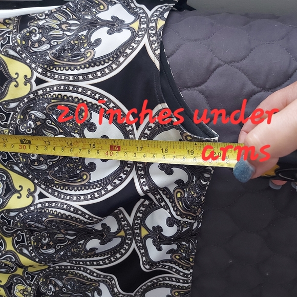 Dress - Plus Size -  Shift Dress - Picture 5 of 5